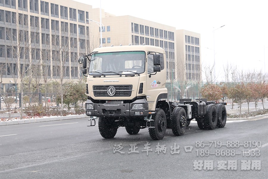 东风8X8底盘_东风八驱450大马力越野底盘_东风全驱可改装型底盘